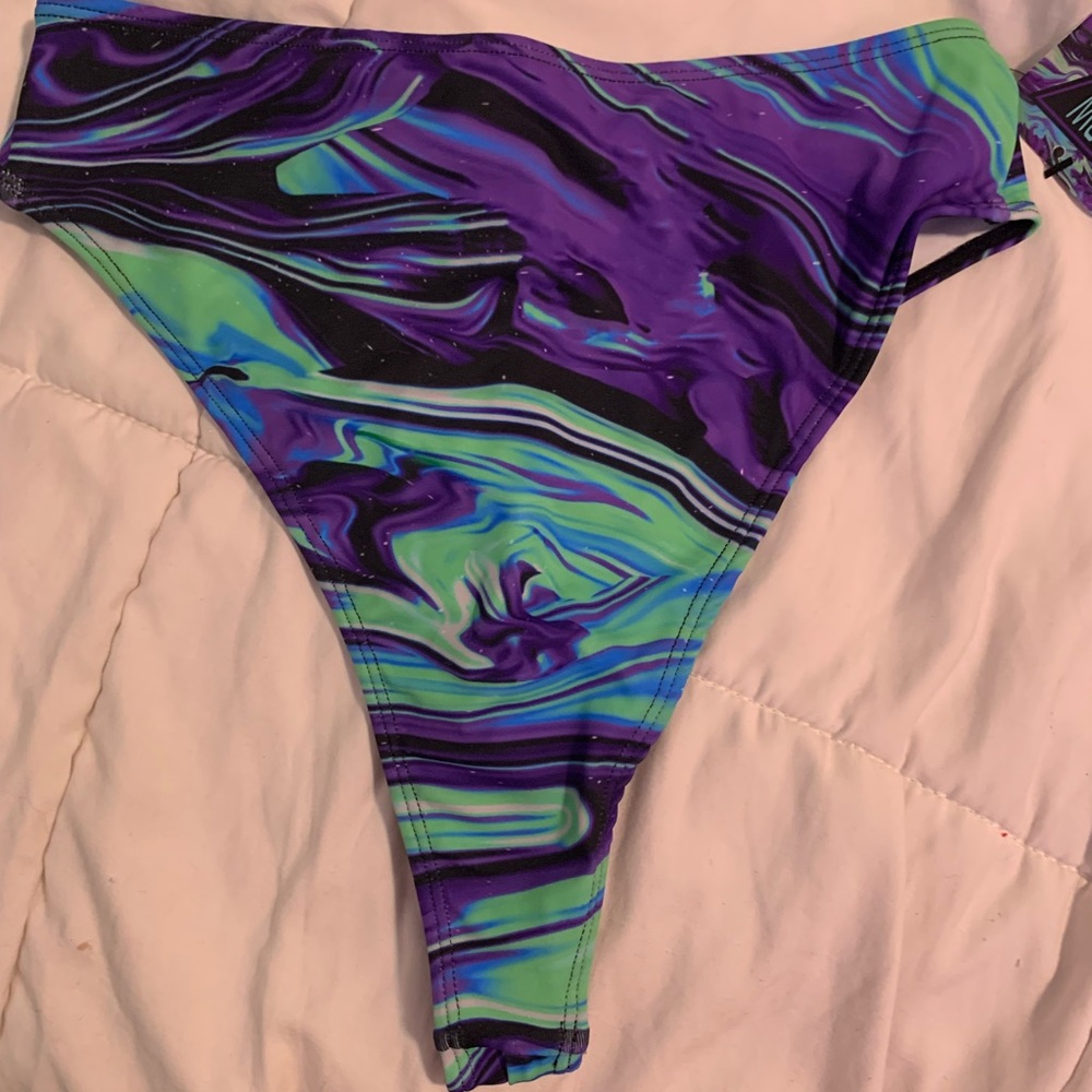 AM Soul Thong Bottom